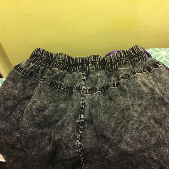 Distressed Denim - Picture 2 of 2